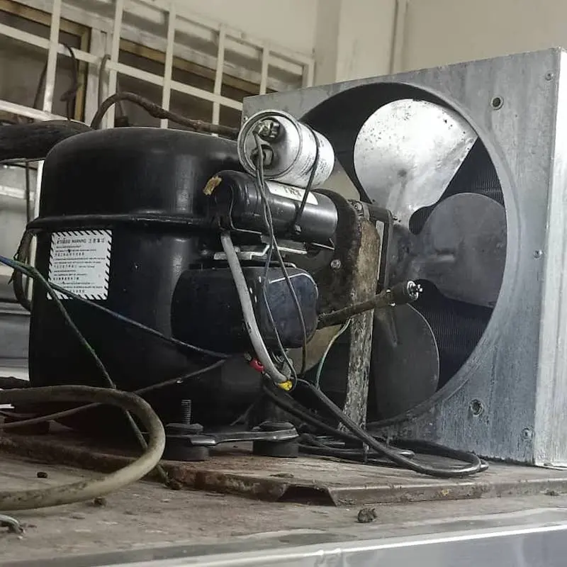 Freezer Defrosting Issue